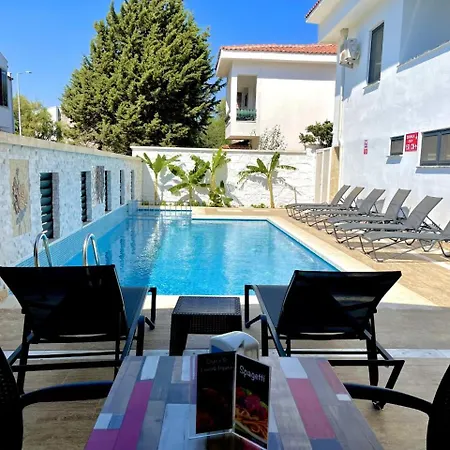 Otel Tahirağa