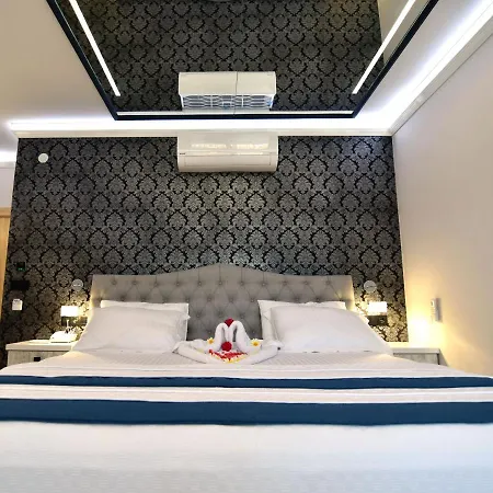 Ξενοδοχείο Tahiraga *